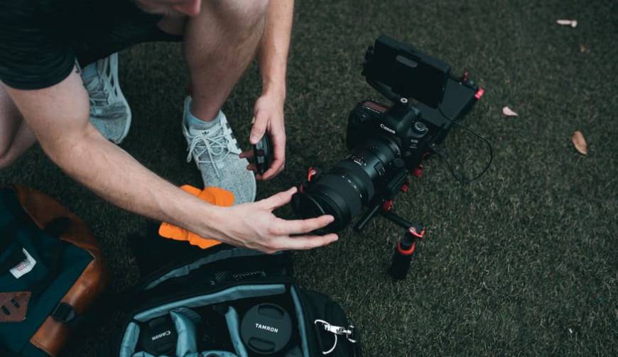 色彩心理学×动态美学，自贡产品视频拍摄公司唤醒感官冲击力