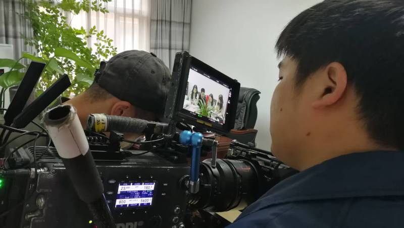 用镜头讲好产品故事！自贡产品视频拍摄公司让冰冷商品拥有温度与灵魂